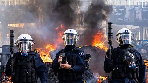 In Br&uuml;ssel kam es wegen der Proteste gegen Mercosur zu chaotischen Szenen.