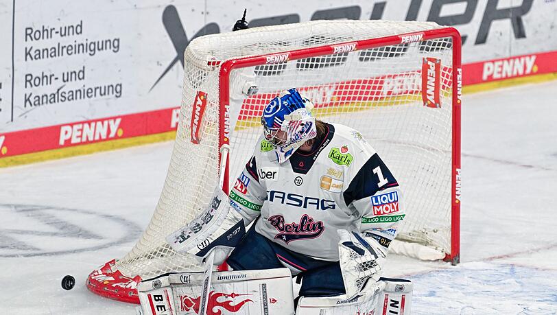 War einer der Titelgaranten f&uuml;r die Eisb&auml;ren Berlin: Torh&uuml;ter Jonas Stettmer. (Archivbild)
