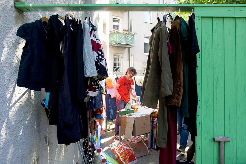 Second-Hand-Schnäppchen im Hof und vor der Haustür. Die schönsten Fotos.