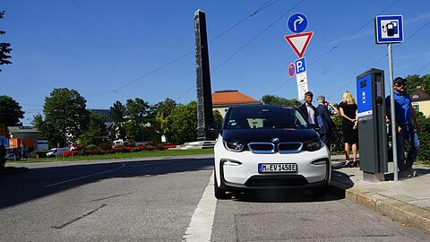 Ein nagelneuer BMW i3: 200 dieser Autos werden bis Jahresende zur E-Flotte des Carsharing-Anbieters "Share Now" gehören.