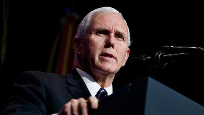 "Nicolás Maduro ist ein Diktator, dessen Machtanspruch jede rechtliche Grundlage fehlt", sagte US-Vizepräsident Mike Pence. "Nicolás Maduro ist ein Diktator, dessen Machtanspruch jede rechtliche Grundlage fehlt", sagte US-Vizepräsident Mike Pence.