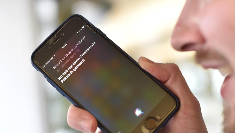 32 Prozent der Deutschen nutzen einen digitalen Sprachassistenten. 32 Prozent der Deutschen nutzen einen digitalen Sprachassistenten.