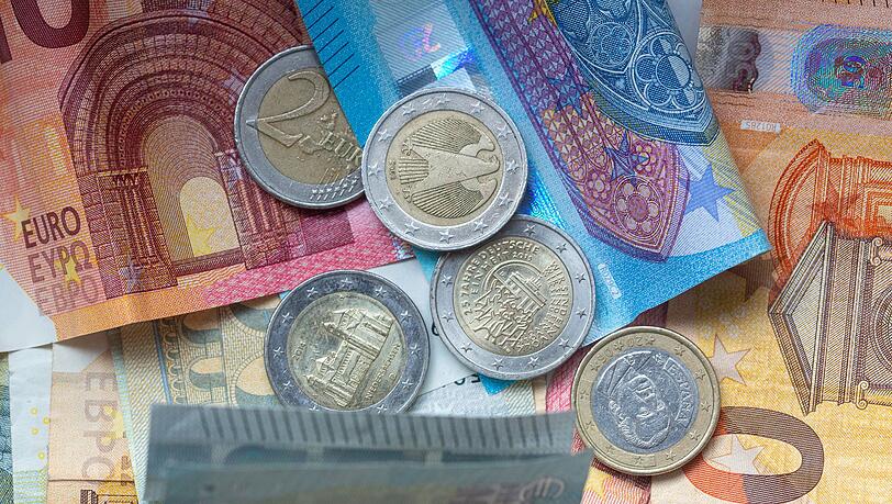 Nach Veröffentlichung des Koalitionsvertrags kursiert wieder die Behauptung, in Deutschland solle das Bargeld abgeschafft werden.