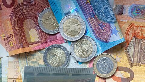 Nach Veröffentlichung des Koalitionsvertrags kursiert wieder die Behauptung, in Deutschland solle das Bargeld abgeschafft werden.