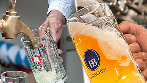 Heimat, Tradition, Genuß &ndash; so werben viele Bierhersteller für ihr Produkt. Dahinter steckt jedoch nicht immer ein Betreiber aus der Region. Auch internationale Konzerne mischen beim bayerischen Bier mit.