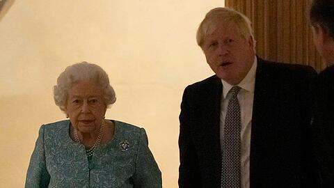 Queen Elizabeth II. und Boris Johnson sprechen regelmäßig miteinander.