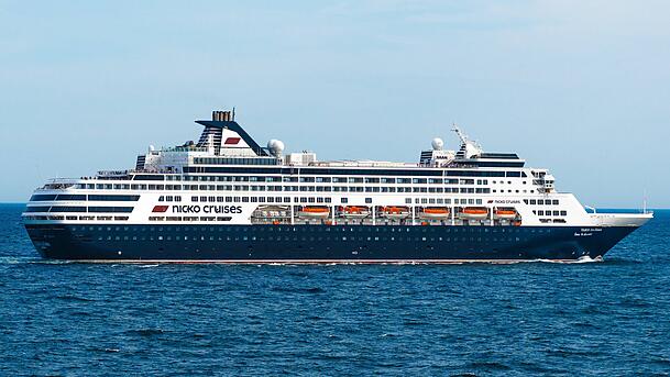 Die Vasco da Gama hat technische Probleme und liegt aktuell vor der K&uuml;ste Portugals.