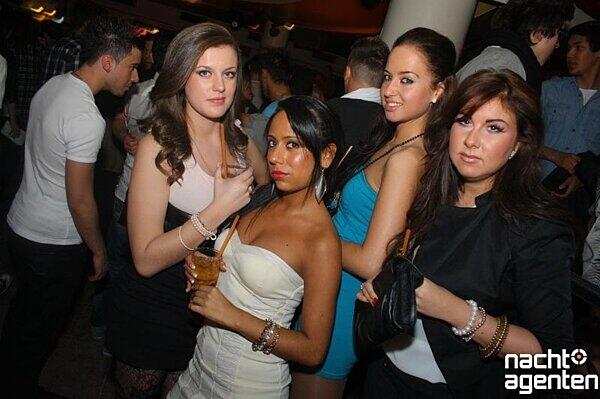 Crowns Saturday, am Samstag im "Crown's Club".