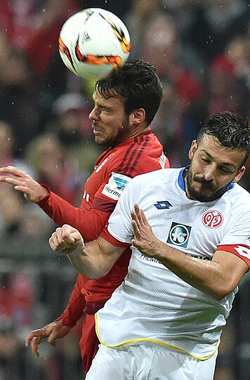 Juan Bernat, Note 4: Hat sich wieder in die Stammelf gespielt. Vergab per Linksschuss das 1:0 (15.), trabte dann beim 0:1 nur hinterher.