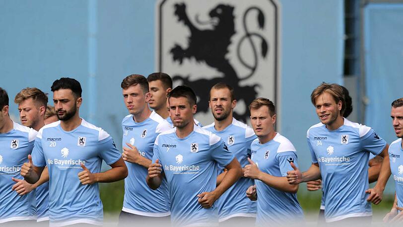 Die ersten Runden als Profifußballer.