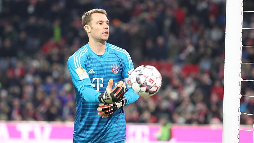 MANUEL NEUER - NOTE 3: Entschärfte Brumas Fernschuss souverän (22.). Bei Upamecanos Kopfball rettete die Latte für ihn (36.). Sein Fehlpass blieb ohne Folgen (74.). MANUEL NEUER - NOTE 3: Entschärfte Brumas Fernschuss souverän (22.). Bei Upamecanos Kopfball rettete die Latte für ihn (36.). Sein Fehlpass blieb ohne Folgen (74.).