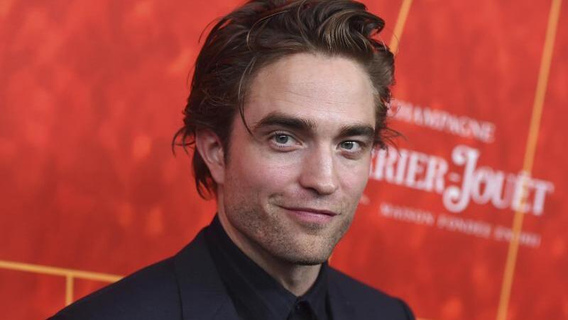 Pattinson wurde als Vampir Edward Cullen in der "Twilight"-Saga berühmt. Pattinson wurde als Vampir Edward Cullen in der "Twilight"-Saga berühmt.