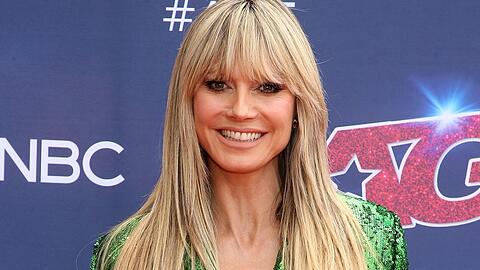 Heidi Klum begrüßt die Kandidatinnen in der neuen Staffel von "GNTM" in Los Angeles.