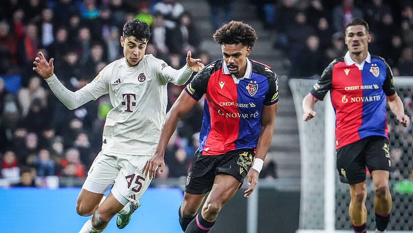 Konnte sich gegen Basels Renato Veiga behaupten: Youngster Aleksandar Pavlovic.