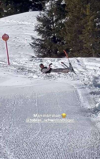 In seiner Story dokumentiert Bastian Schweinsteiger den Ski-Sturz seines Bruders.