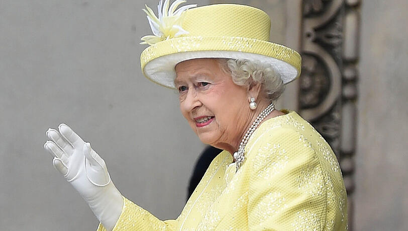 Queen Elizabeth II. zollt Königin Victoria und Prinz Albert ihren Tribut Queen Elizabeth II. zollt Königin Victoria und Prinz Albert ihren Tribut