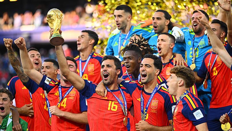 Kapitän Rodri und die Spanier sind Weltmeister. Kapitän Rodri und die Spanier sind Weltmeister.