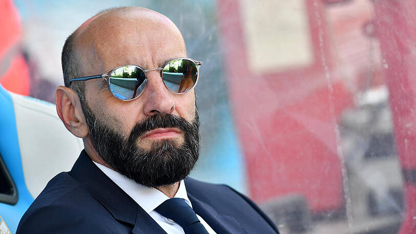 Bedient: Roma-Sportdirektor Monchi.