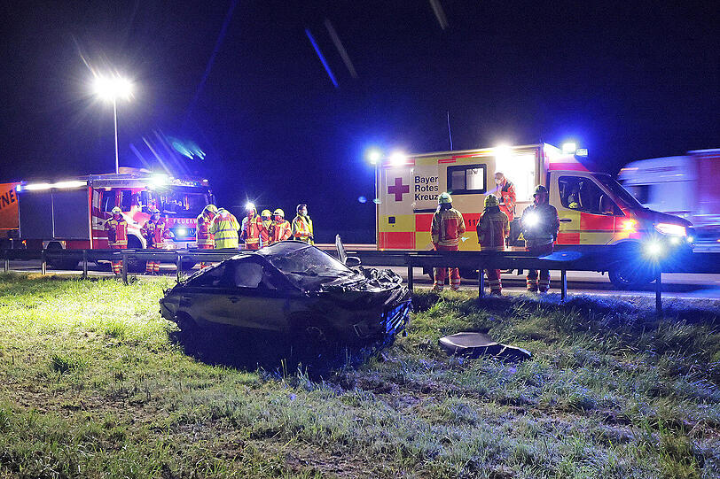 Der Suzuki erlitt bei dem Unfall einen Totalschaden.