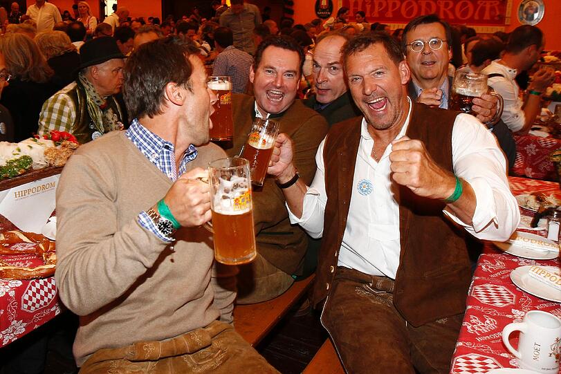 TV-Moderator Norbert Dobeleit, Stephan Grühsem, Generalbevollmächtigter der Volkswagen AG, Schauspieler Herbert Knaup, Schauspieler Ralf Möller und Medienmanager Hans Mahr