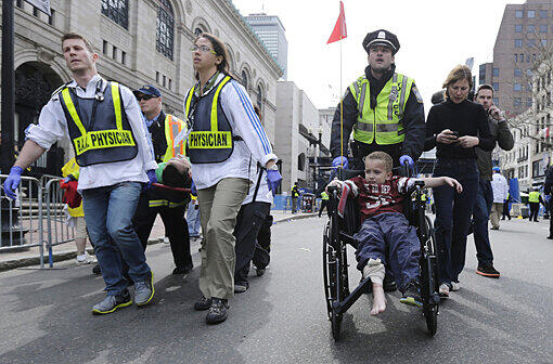Explosion im Zielgelände des Boston Marathons: Die weiteren Bilder vom dramatischen Ereignis.