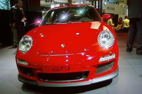 Kommt im  Sommer: der neue Porsche GT3.