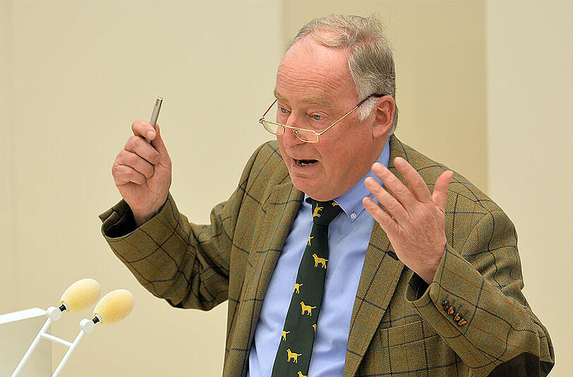 AfD-Vize Alexander Gauland fordert einen Stop der Zuwanderung aus dem Nahen Osten. (Archivbild)