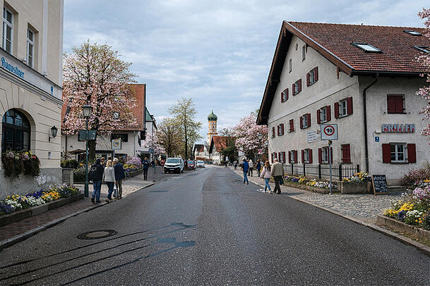 Schrittgeschwindigkeit im Haderner Dorfkern: So k&ouml;nnte die Heiglhofstra&szlig;e  laut der Fraktion aussehen.