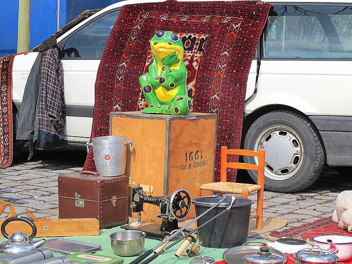Skurriles, Schönes, Überflüssiges: Impressionen vom Flohmarkt in Milbertshofen.