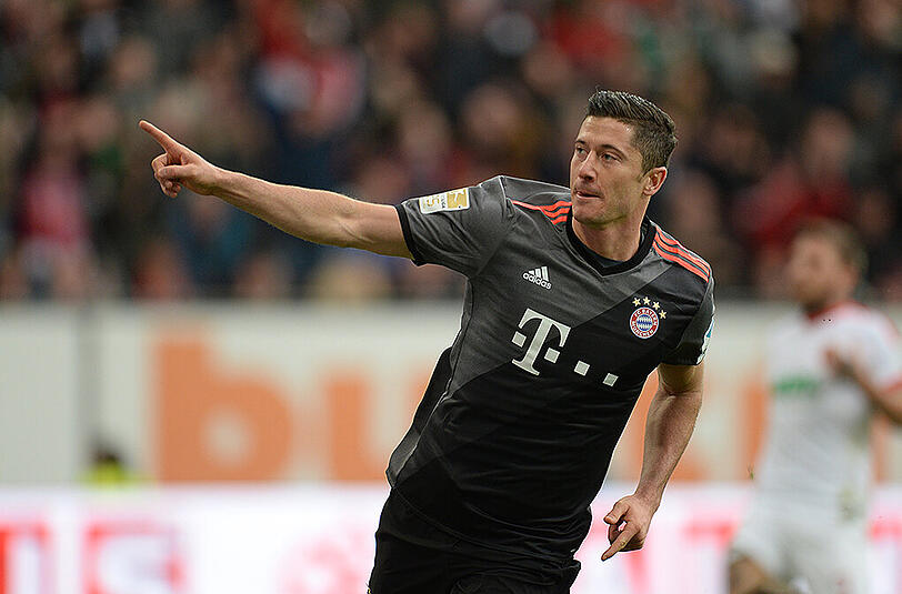 ROBERT LEWANDOWSKI &ndash; YUSSUF POULSEN: Für mich gehört der Pole zu den besten Neunern der Welt, wieder elf Saisontore, kann nun auch Freistöße.
