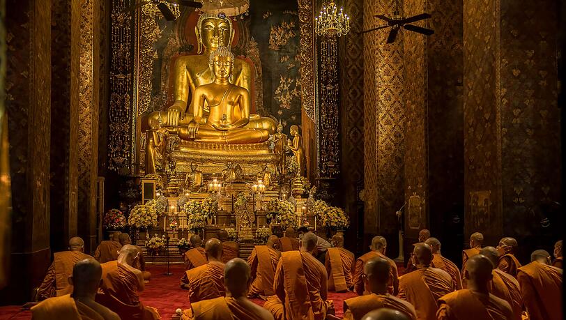 Mönche werden von der größtenteils buddhistischen Bevölkerung Thailands tief verehrt und gelten als moralische Vorbilder. (Archivbild)