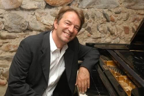 "Im Augenblick": Der Pianist Peter Ludwig improvisiert.