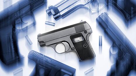 Schreckschusswaffen sind f&uuml;r den Laien kaum von echten Waffen zu unterscheiden und machen auch sehr &auml;hnliche Knallger&auml;usche.