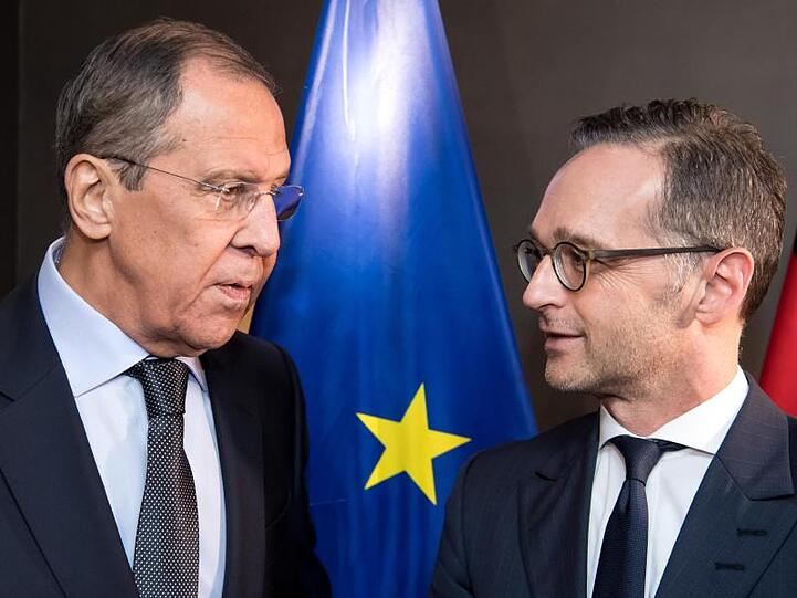 Außenminister-Treffen: Heiko Maas und sein russischer Amtskollege Sergej Lawrow (l).
