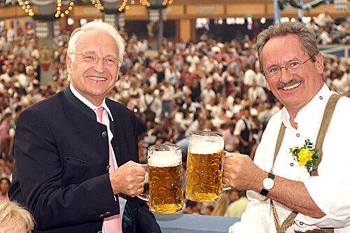Geständnis beim Freibier? Edmund Stoiber (l.) sagt nein zur Geschichte von OB Christian Ude.