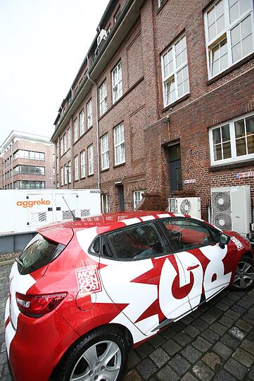 Brandanschlag auf die Hamburger Morgenpost: Die Bilder vom Tatort.