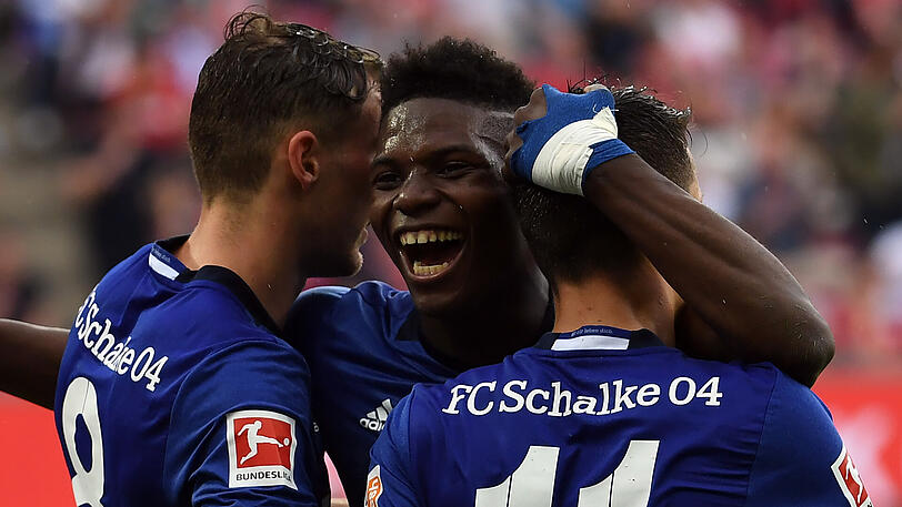 PLATZ 15- FC SCHALKE 04: Die Königsblauen konnten ihren Markenwert um 14 Prozent auf 384 Millionen US-Dollar im Vergleich zum Vorjahr steigern.