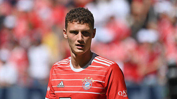Benjamin Pavard ist noch bis 2024 an den FC Bayern gebunden.