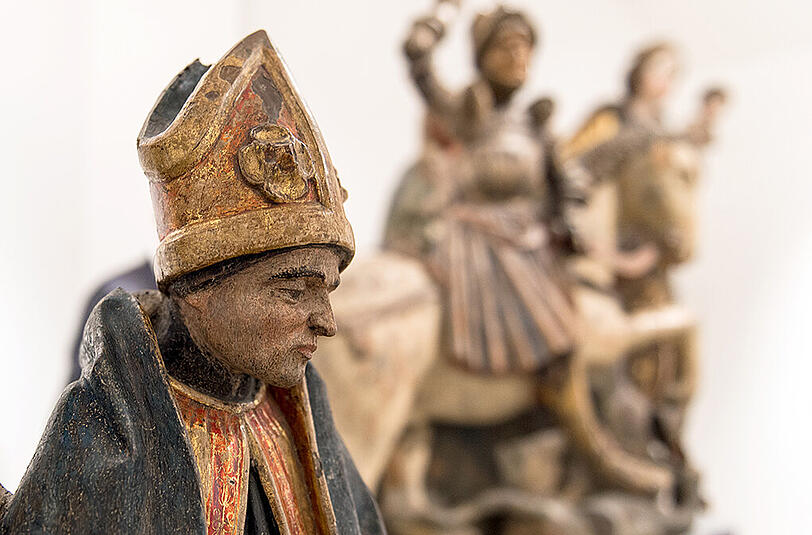 Das Kunstwerke "Stiftergruppe mit Heiligen (Nordfrankreich um 1470)" aus der "Sammlung Hermann Göring" steht in einem Saal im bayerischen Nationalmuseum. Durch Kauf, Raub und Nötigung baute Hermann Göring bis 1945 eine gewaltige Kunstsammlung auf. Nach 1948 überführten die US-Behörden die bis dahin nicht restituierten Werke schrittweise in die Treuhänderschaft deutscher Behörden.