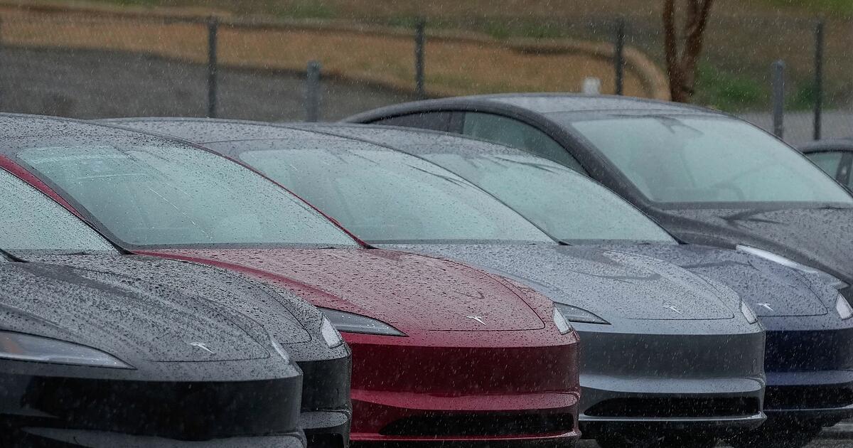 Tesla-droht-einmonatiger-Verkaufsstopp-in-Kalifornien