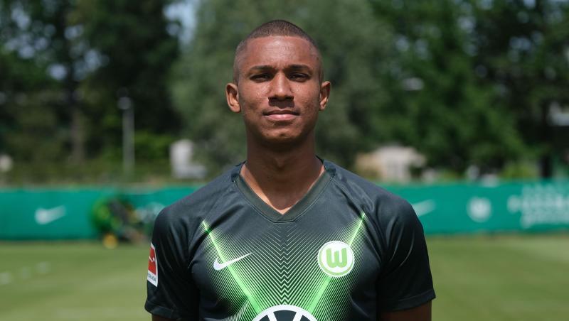 Fußballspieler Felix Uduokhai. Foto: Peter Steffen/Archivbild Fußballspieler Felix Uduokhai. Foto: Peter Steffen/Archivbild