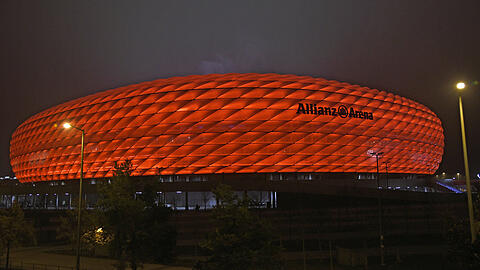 Finden in der Allianz Arena im Sommer EM-Spiele mit Fans statt? (Archivbild)