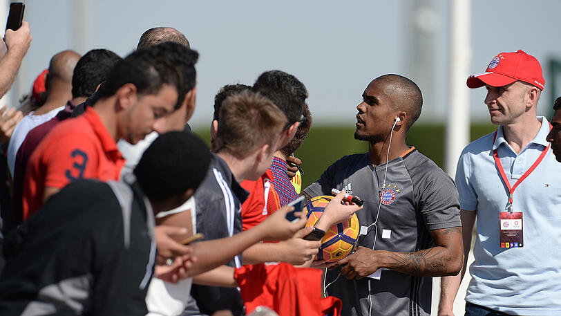 An Tag vier des Trainingslagers in Doha/Katar schwitzten die Profis des FC Bayern nur morgens auf dem Rasen. Nach dem Mittagessen bescherte Carlo Ancelotti seiner Mannschaft einen freien Nachmittag.