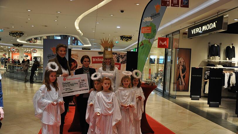 Die Spenden des Gewerbevereins "Walk of Hasenbergl" kamen heuer der Kinderkrebsstation im Schwabinger Krankenhaus und Schülerprojekten im Viertel zugute.