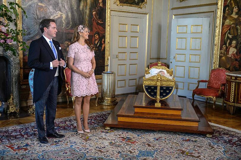 Sehen Sie hier weitere Bilder von der Taufe von Prinzessin Leonore.