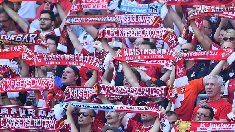 Tolle Stimmung: Gemeinsam machten über 40.000 Löwen- und Lautern-Fans den Drittliga-Auftakt zum Festival.