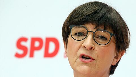 Saskia Esken sieht eine Erhöhung des Renteneintrittsalters kritisch.