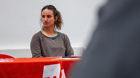Ihre politischen Aktivitäten aufgeben? "Dann müsste ich auch aufhören, Nachrichten zu lesen", sagt Lisa Poettinger.