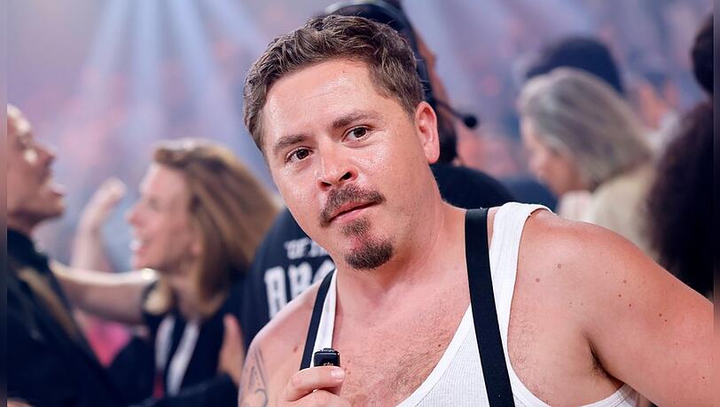 Gustav Schäfer hat über seinen Gewichtsverlust bei "Let's Dance" gesprochen. Gustav Schäfer hat über seinen Gewichtsverlust bei "Let's Dance" gesprochen.