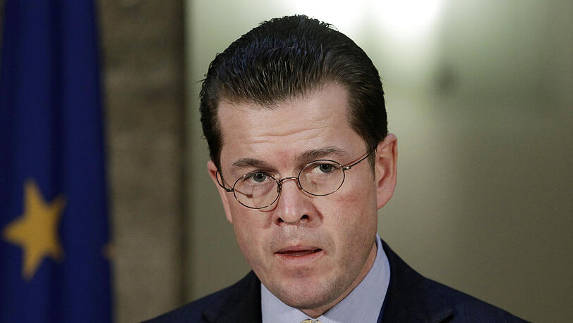 "Die Grenzen meiner Kräfte erreicht." - Karl-Theodor zu Guttenberg. "Die Grenzen meiner Kräfte erreicht." - Karl-Theodor zu Guttenberg.